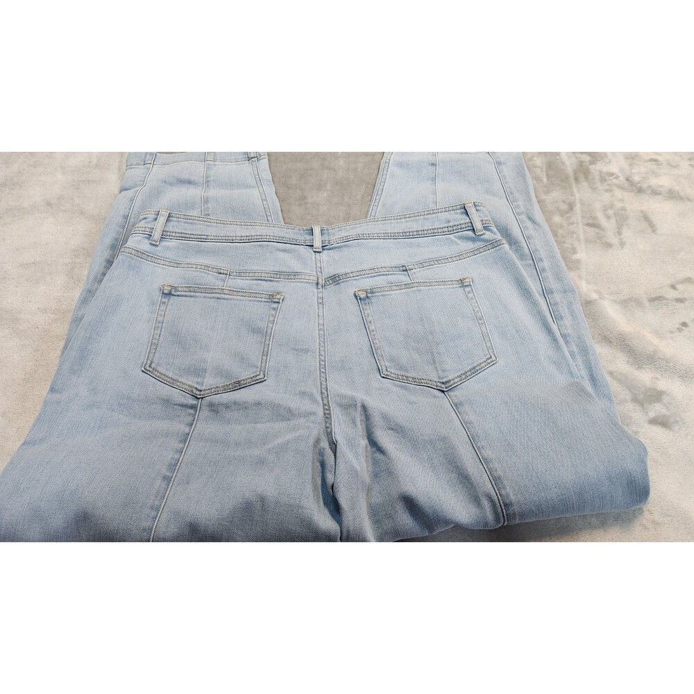 LOGO by Lori Goldstein Women's 18W Blue Barrel Leg Jeans NWOT - Picture 4 of 10